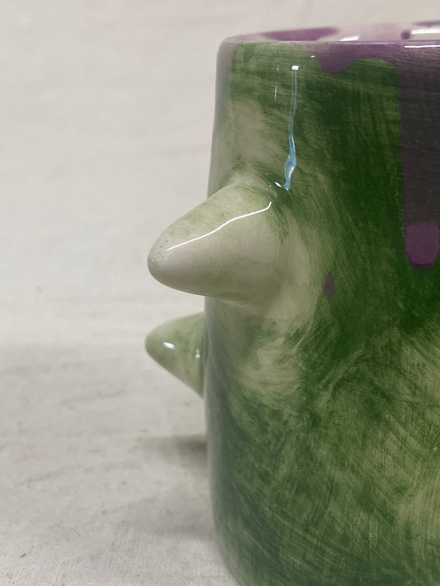 Bicchiere Verde e Viola Colato