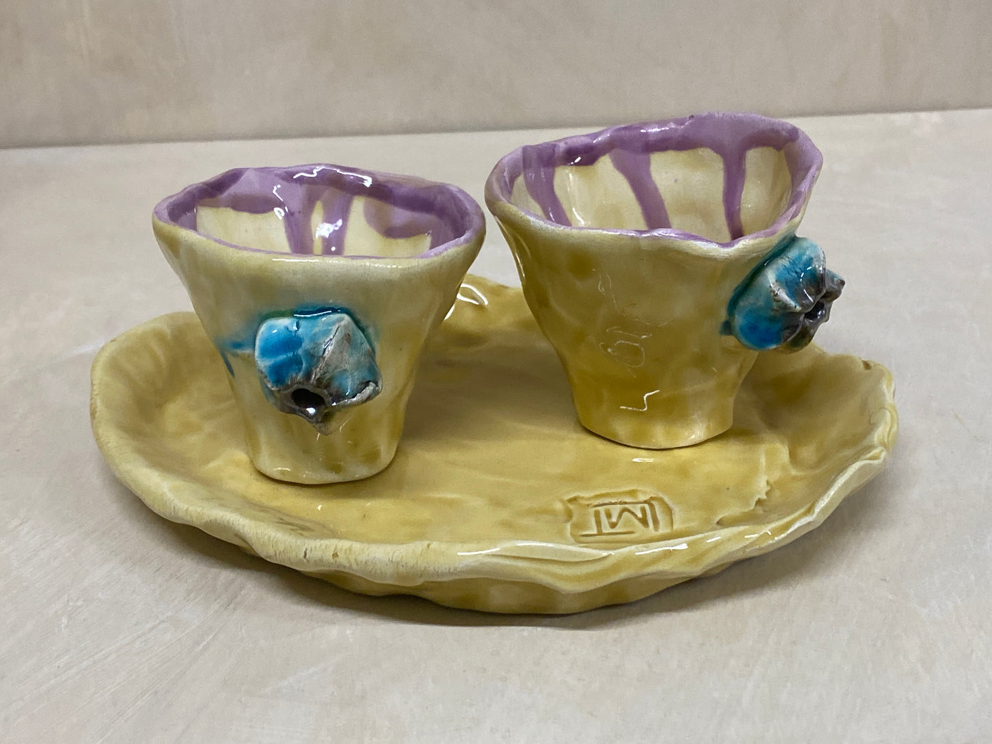 Set 2 Tazzine da Caffe + Vassoietto Conchiglie Miele